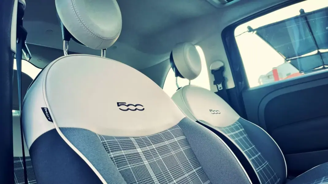 Fiat 500 2018 - 11900 EUR, 144000 km - AUTO.MOTO.pt - 144000km - foto 5 de 18