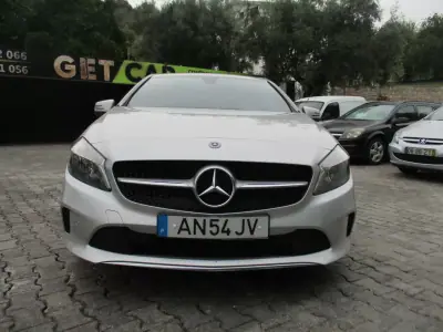 Mercedes-Benz A 180 2017 - 14990 EUR, 190000 km - 190000km - foto 3 de 26