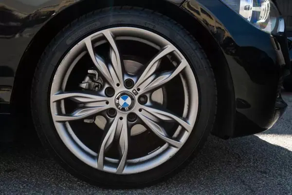 BMW 118 2012 - 15999 EUR, 190404 km - AUTO.MOTO.pt - 190404km - foto 4 de 21