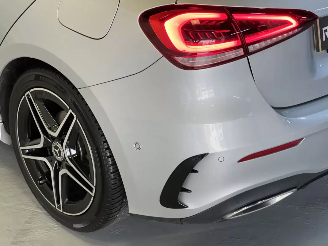 Mercedes-Benz A 180 2019 - 26990 EUR, 125000 km - AUTO.MOTO.pt - 125000km - foto 24 de 44