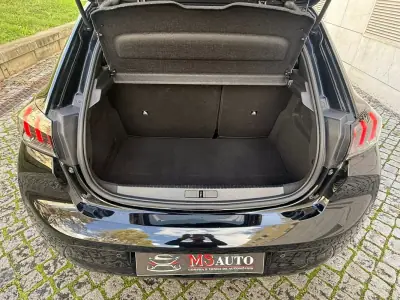 Peugeot 208 2020 - 11990 EUR, 81600 km - AUTO.MOTO.pt - 81600km - foto 37 de 37