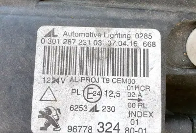 Peugeot 308 2016 - 10990 EUR, 162027 km - AUTO.MOTO.pt - 162027km - foto 39 de 43