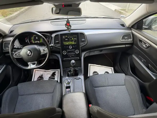 Renault Talisman 2018 - 10950 EUR, 197000 km - AUTO.MOTO.pt - 197000km - foto 12 de 14
