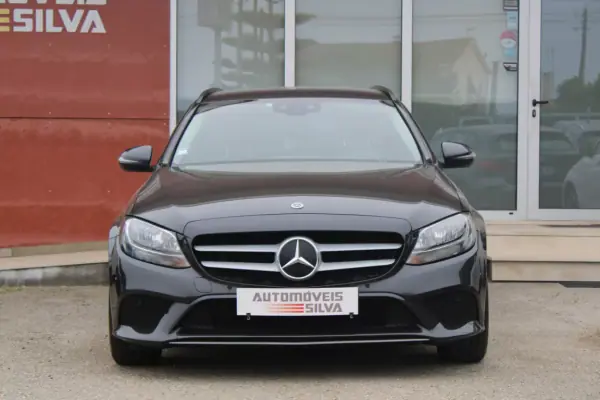 Mercedes-Benz C 200 2020 - 22990 EUR, 173000 km - AUTO.MOTO.pt - 173000km - foto 6 de 33