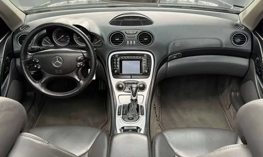 Mercedes-Benz SL 500 2002 - 30950 EUR, 124002 km - AUTO.MOTO.pt - 124002km - foto 24 de 27