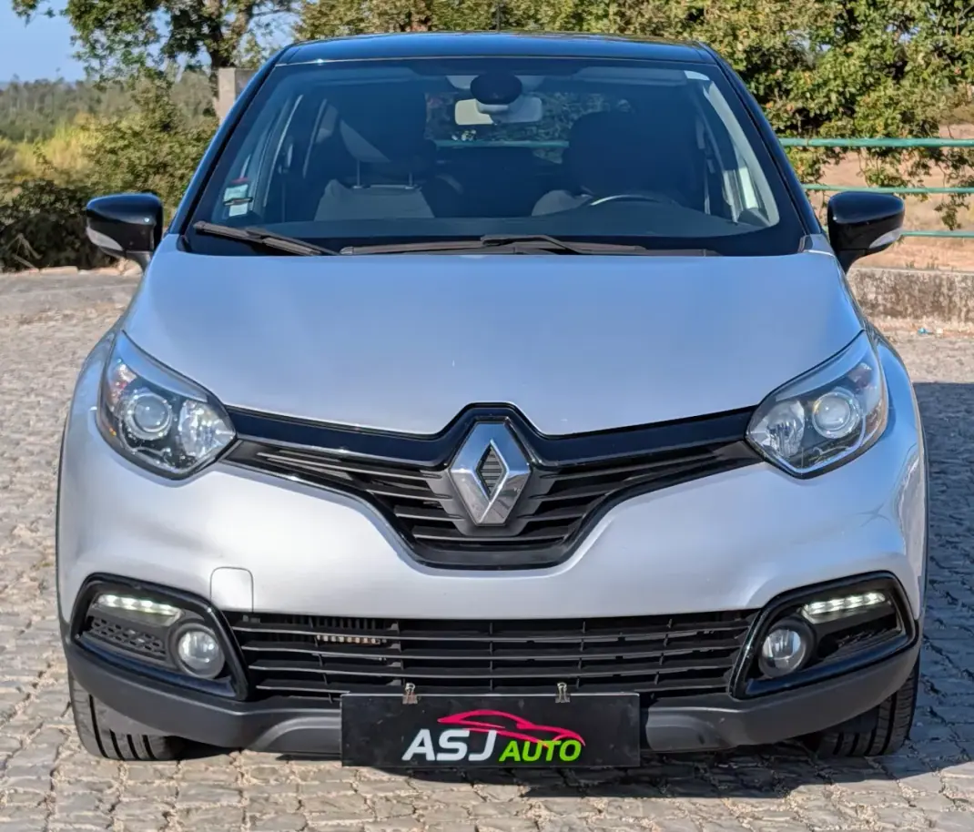 Renault Captur 2017 - 8250 EUR, 210285 km - 210285km - foto 3 de 21