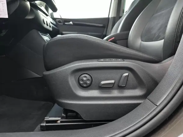 Volkswagen Sharan 2019 - 29700 EUR, 115600 km - AUTO.MOTO.pt - 115600km - foto 27 de 52
