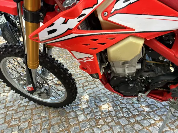 BETA RR 125 2-Stroke 2019 - 4750 EUR, 3610 km - AUTO.MOTO.pt - 3610km - foto 12 de 18