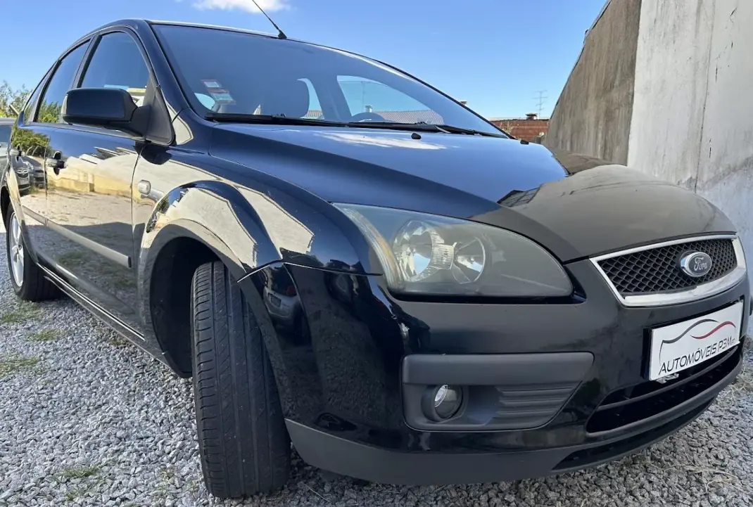 Ford Focus 2006 - 5500 EUR, 179978 km - AUTO.MOTO.pt - 179978km - foto 2 de 15