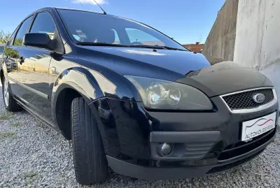 Ford Focus 2006 - 5500 EUR, 179978 km - AUTO.MOTO.pt - 179978km - foto 2 de 15