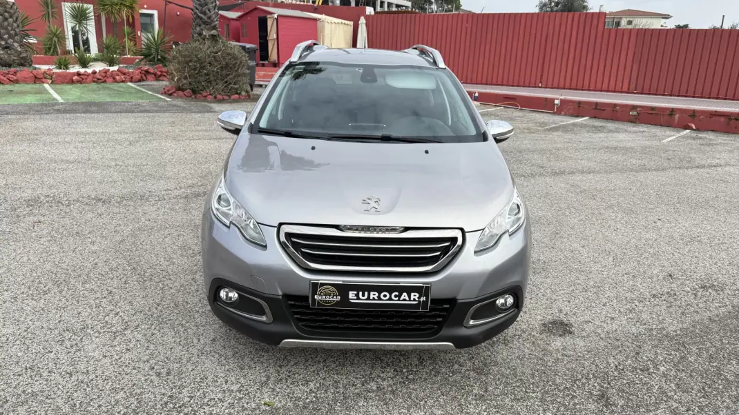Peugeot 2008 2016 - 10590 EUR, 55500 km - AUTO.MOTO.pt - 55500km - foto 2 de 36