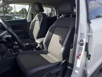 Volkswagen T-Cross 2019 - 18990 EUR, 100000 km - 100000km - foto 38 de 50