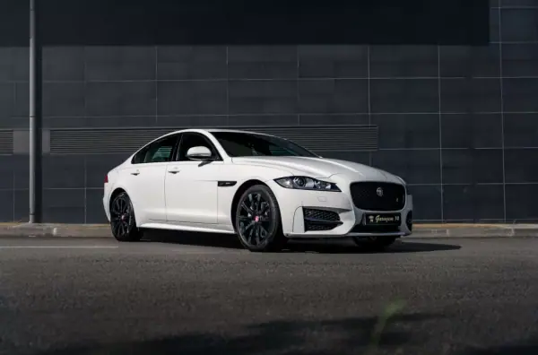 Jaguar XF 2017 - 22990 EUR, 145800 km - AUTO.MOTO.pt - 145800km - foto 22 de 55