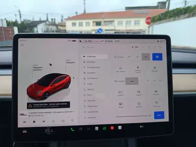 Tesla Model 3 2022 - 25990 EUR, 105900 km - AUTO.MOTO.pt - 105900km - foto 14 de 16