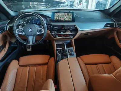 BMW 530e 2019 - 31500 EUR, 46900 km - AUTO.MOTO.pt - 46900km - foto 38 de 39
