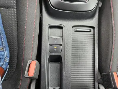 Ford Focus SW 2021 - 17800 EUR, 91100 km - AUTO.MOTO.pt - 91100km - foto 50 de 66