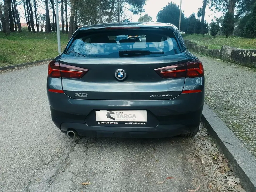 BMW X2 2021 - 22990 EUR, 100000 km - AUTO.MOTO.pt - 100000km - foto 19 de 21