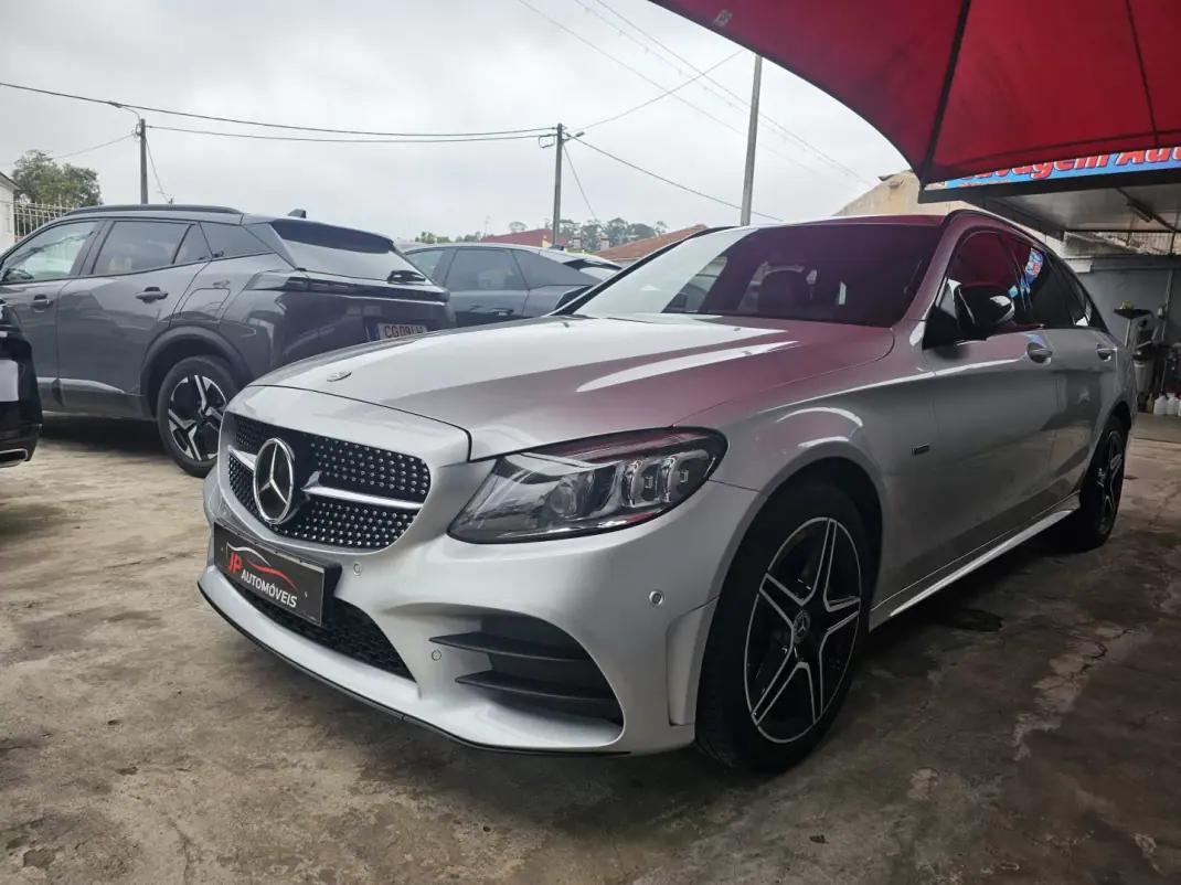 Mercedes-Benz C 300 2020 - 20999 EUR, 207000 km - 207000km - foto 3 de 22
