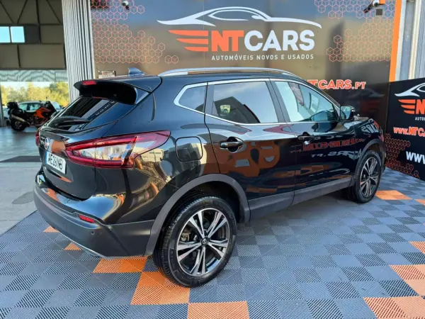 Nissan Qashqai 2020 - 20900 EUR, 73588 km - AUTO.MOTO.pt - 73588km - foto 2 de 16