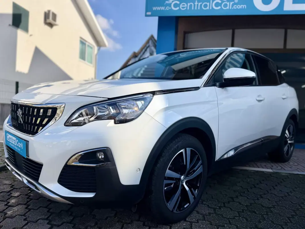 Peugeot 3008 2020 - 22950 EUR, 73000 km - AUTO.MOTO.pt - 73000km - foto 5 de 30