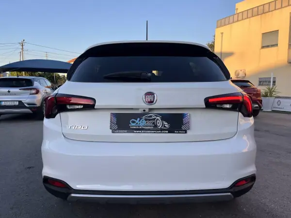 Fiat Tipo Cross 2022 - 14950 EUR, 98000 km - AUTO.MOTO.pt - 98000km - foto 6 de 53