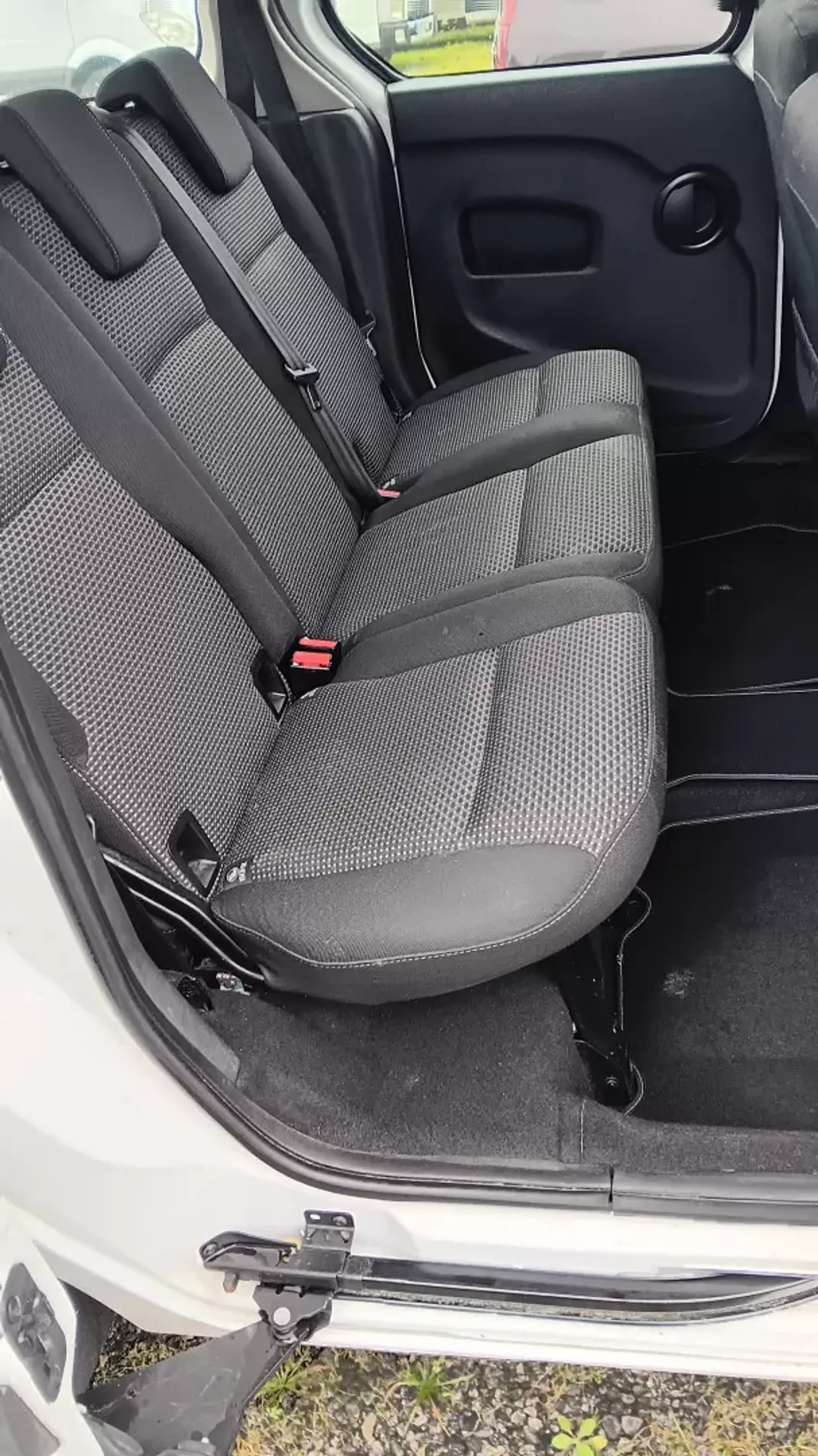 Mercedes-Benz Citan 2018 - 9500 EUR, 399443 km - AUTO.MOTO.pt - 399443km - foto 15 de 18