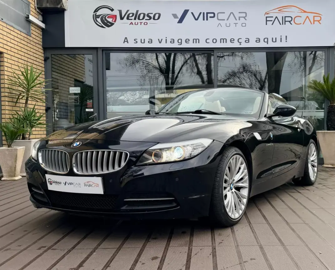 BMW Z4 2010 - 24750 EUR, 140350 km - AUTO.MOTO.pt - 140350km - foto 1 de 15