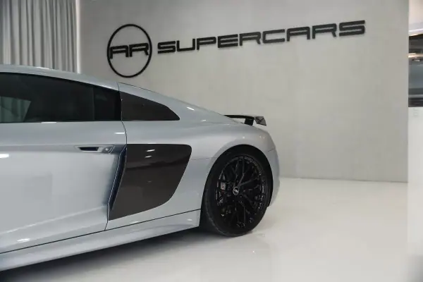 Audi R8 Coupé 2016 - 129950 EUR, 87000 km - AUTO.MOTO.pt - 87000km - foto 8 de 51