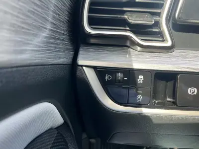 Kia Sportage 2023 - 24500 EUR, 65000 km - AUTO.MOTO.pt - 65000km - foto 14 de 20