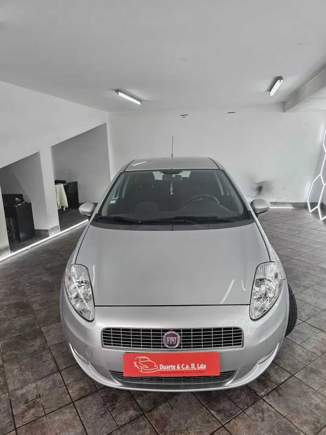 Fiat Grande Punto 2010 - 6000 EUR, 161462 km - AUTO.MOTO.pt - 161462km - foto 6 de 35