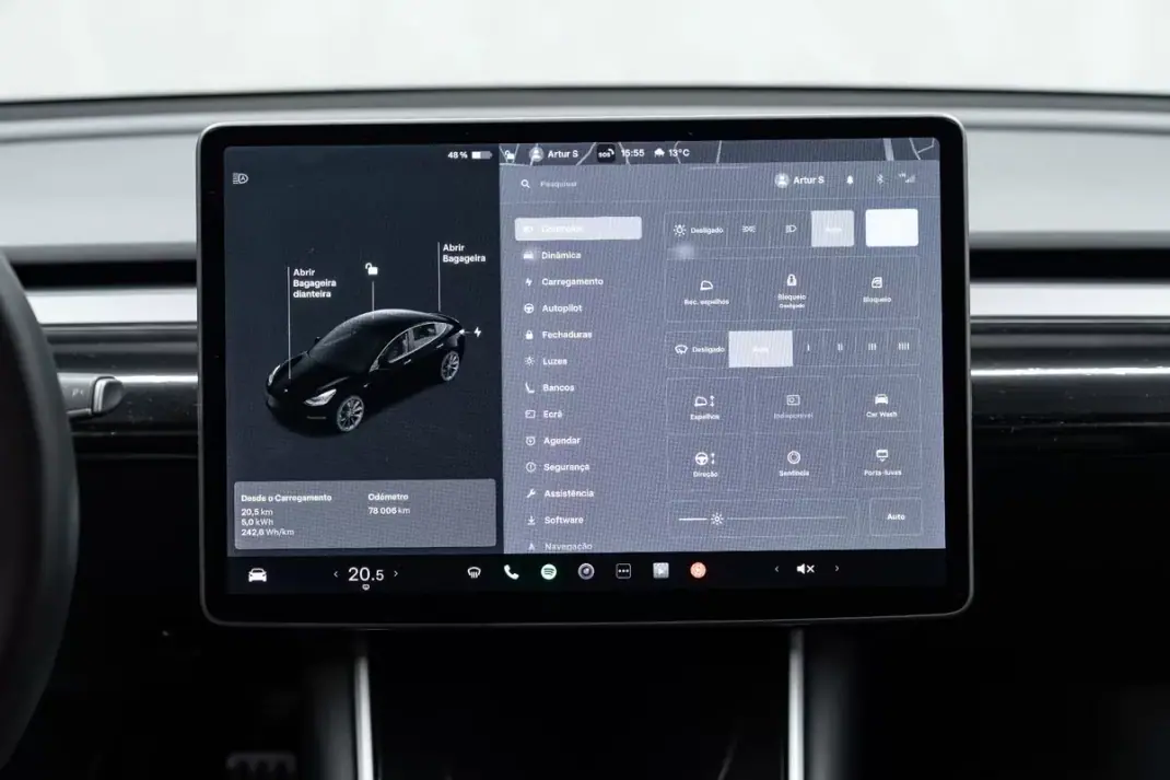 Tesla Model 3 2020 - 30950 EUR, 78000 km - AUTO.MOTO.pt - 78000km - foto 24 de 46