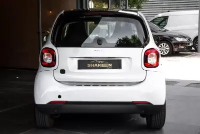 Smart ForTwo Coupé 2019 - 10900 EUR, 68296 km - AUTO.MOTO.pt - 68296km - foto 10 de 37