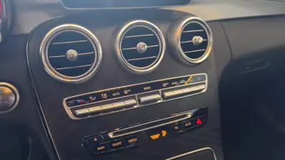 Mercedes-Benz C 250 2018 - 23900 EUR, 230857 km - 230857km - foto 37 de 48