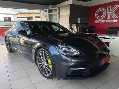 Porsche Panamera 2018 - 60500 EUR, 104962 km - AUTO.MOTO.pt - 104962km - foto 3 de 58