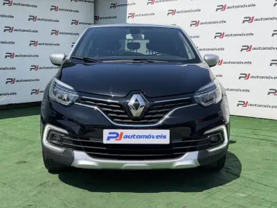 Renault Captur 2018 - 12990 EUR, 113813 km - AUTO.MOTO.pt - 113813km - foto 3 de 20
