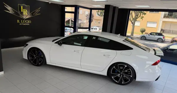 Audi A7 Sportback 2020 - 43500 EUR, 131602 km - AUTO.MOTO.pt - 131602km - foto 32 de 35