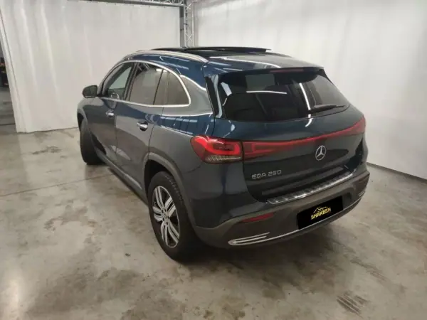 Mercedes-Benz EQA 2022 - 29750 EUR, 73647 km - AUTO.MOTO.pt - 73647km - foto 4 de 14