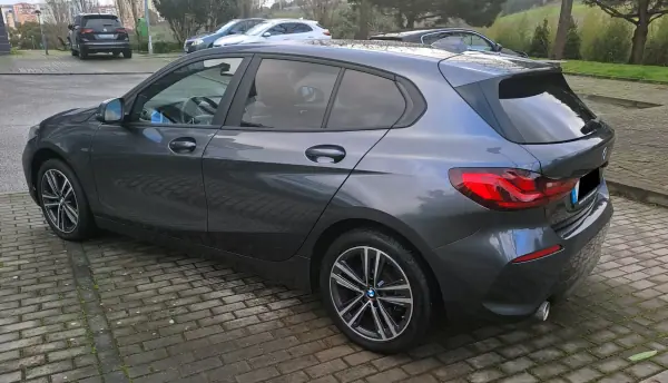 BMW 116 2021 - 18750 EUR, 88000 km - AUTO.MOTO.pt - 88000km - foto 5 de 28