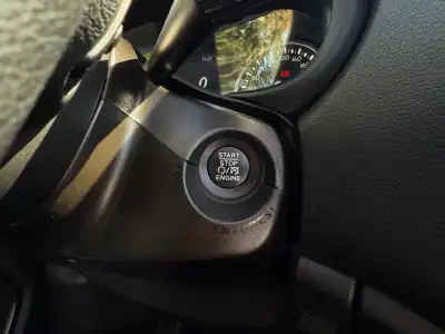Jeep Renegade 2019 - 15995 EUR, 105000 km - AUTO.MOTO.pt - 105000km - foto 23 de 34