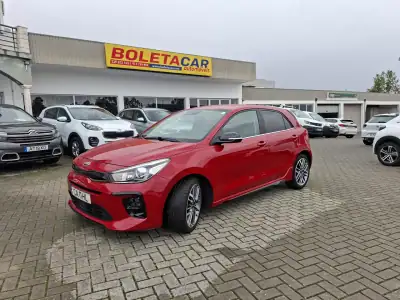 Kia Rio 2021 - 15500 EUR, 70500 km - AUTO.MOTO.pt - 70500km - foto 2 de 38