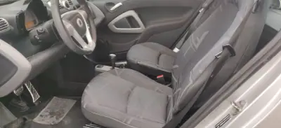 Smart Fortwo Cabrio 2010 - 6990 EUR, 155500 km - AUTO.MOTO.pt - 155500km - foto 13 de 37