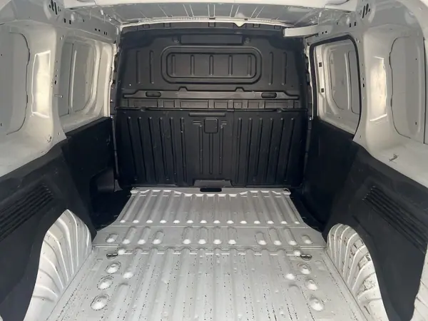 Citroën Berlingo 1.5 Bluehdi M 102cv 2020 - 11900 EUR, 155500 km - AUTO.MOTO.pt - 155500km - foto 9 de 15