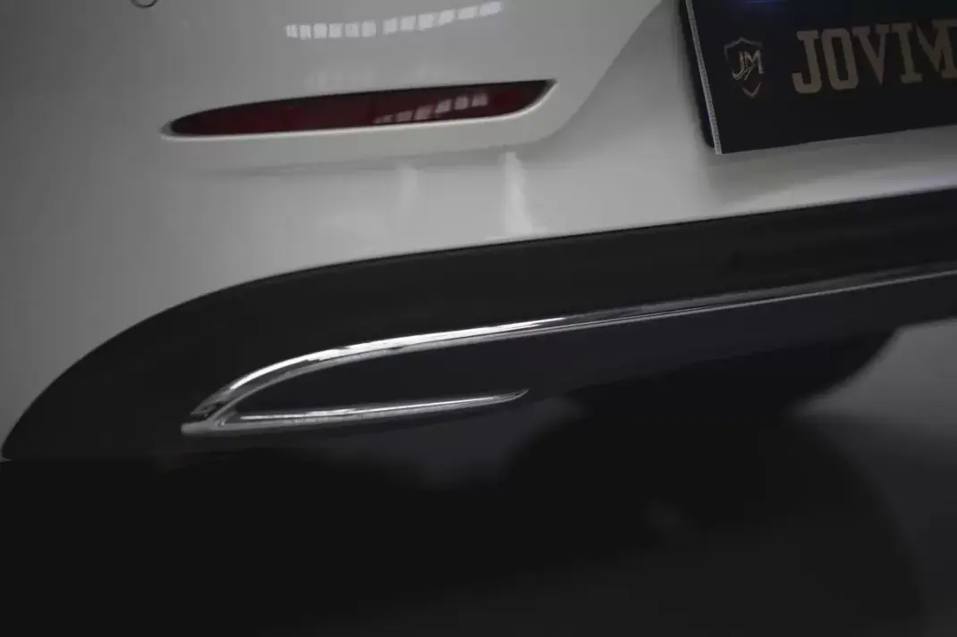 Mercedes-Benz C 220 2017 - 26850 EUR, 184333 km - AUTO.MOTO.pt - 184333km - foto 13 de 17