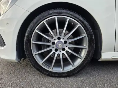 Mercedes-Benz A 180 2015 - 17990 EUR, 137000 km - AUTO.MOTO.pt - 137000km - foto 9 de 36