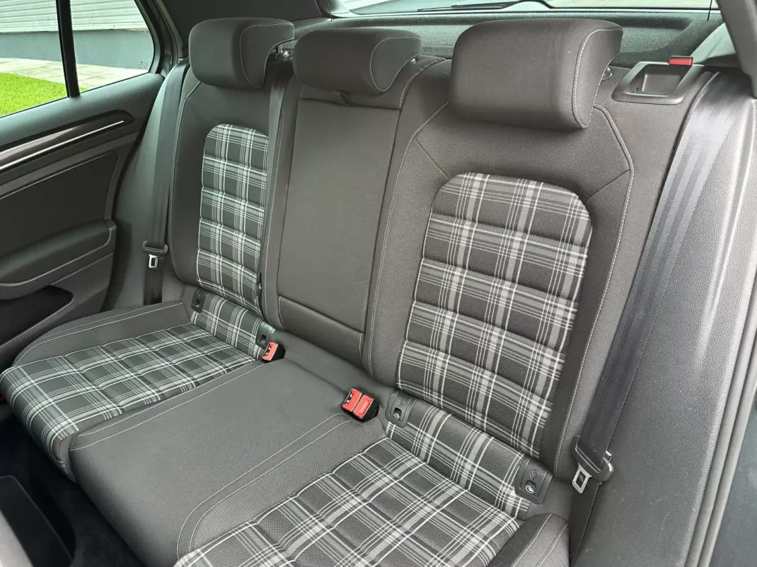Volkswagen Golf 2014 - 15000 EUR, 240000 km - 240000km - foto 37 de 83
