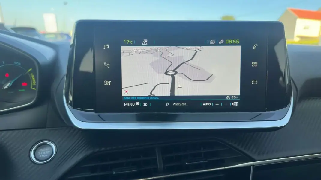 Peugeot e-208 2021 - 16900 EUR, 40000 km - AUTO.MOTO.pt - 40000km - foto 10 de 22