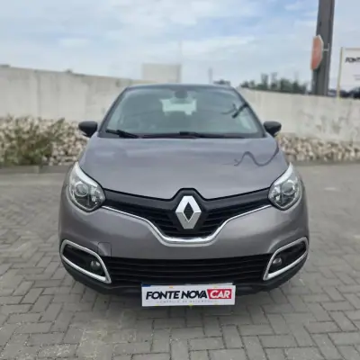 Renault Captur 2014 - 11750 EUR, 161870 km - foto 3 de 25