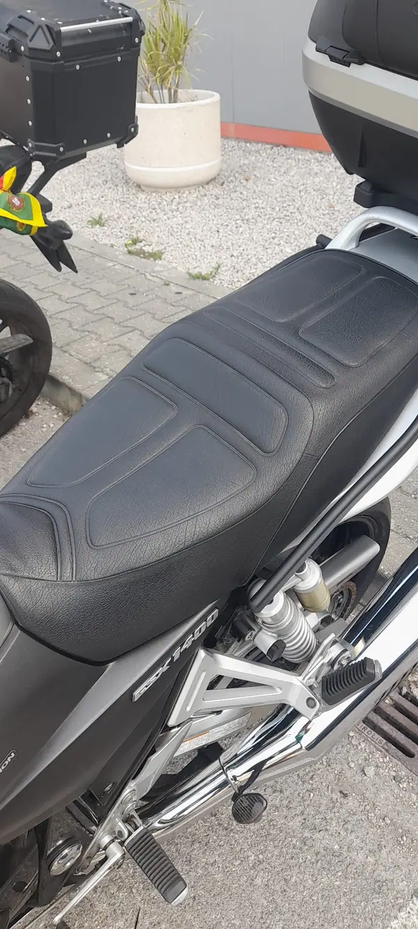 Suzuki VX 2004 - 6900 EUR, 31200 km - AUTO.MOTO.pt - 31200km - foto 9 de 11