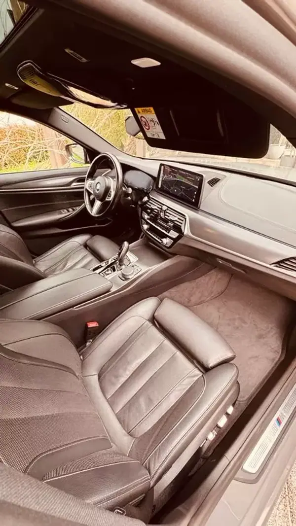BMW 530e 2021 - 36900 EUR, 118296 km - AUTO.MOTO.pt - 118296km - foto 20 de 31
