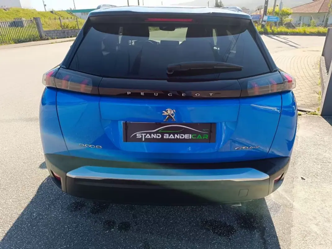 Peugeot 2008 2020 - 22500 EUR, 103000 km - AUTO.MOTO.pt - 103000km - foto 11 de 34